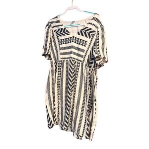 Old Navy Black and Cream Geometric Mini Dress